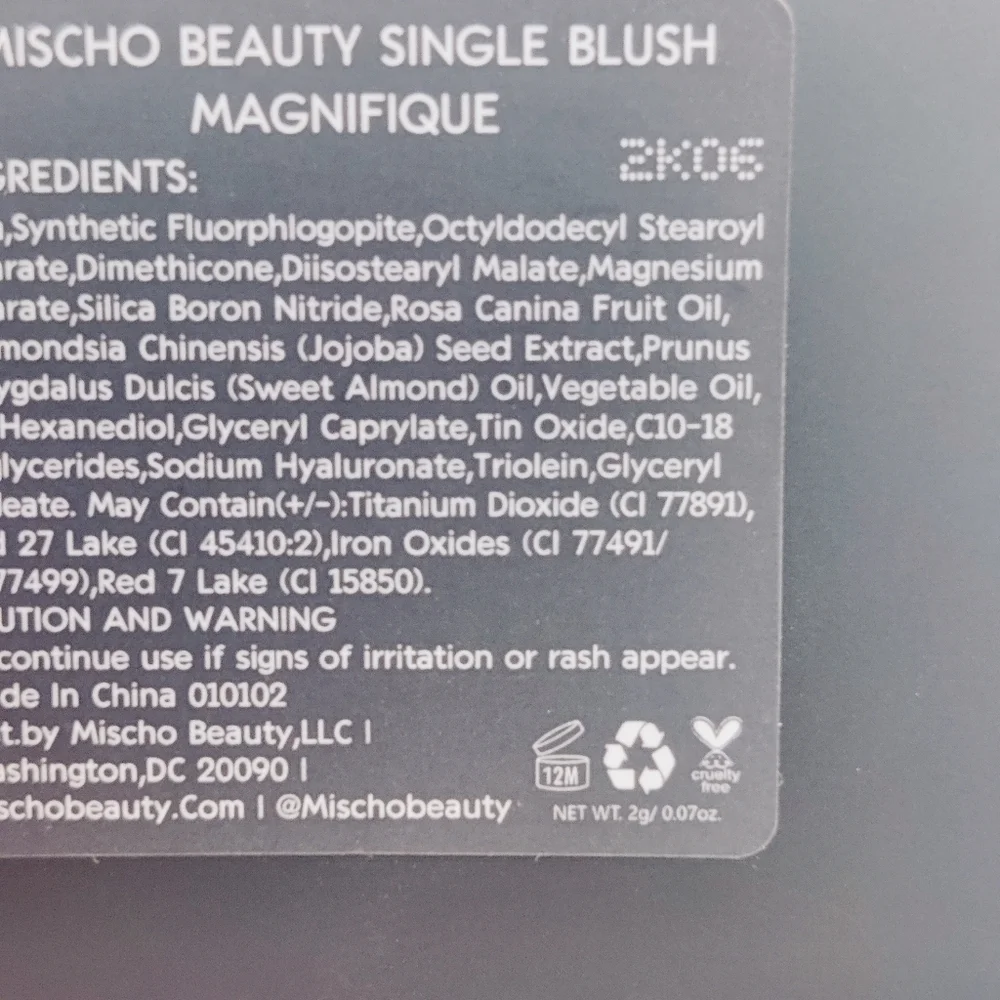 Mischo Beauty Blush Magnifique a soft Coral Pink w/ Gold Limited Edition Ipsy